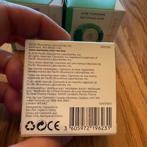 5 (SELLING SEPARATELY) Clarisonic Acne Cleansing Replacement Brush Heads - Picture 4 of 5